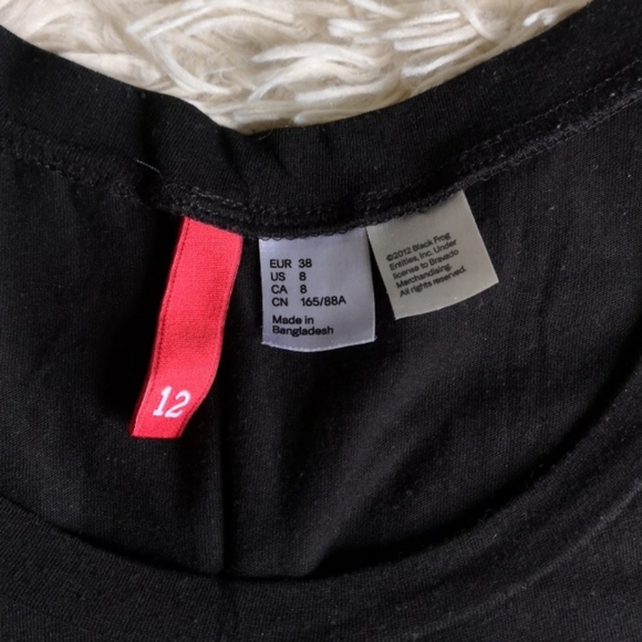 🏷️2/$20🏷️ H&M crop Guns N Roses tank w/ fringe - Picture 3 of 3